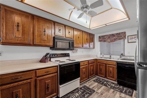 Condo in Ormond Beach, Florida, 2 bedrooms  № 1884147 - photo 11