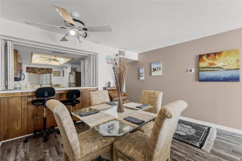 Condo in Ormond Beach, Florida, 2 bedrooms  № 1884147 - photo 8