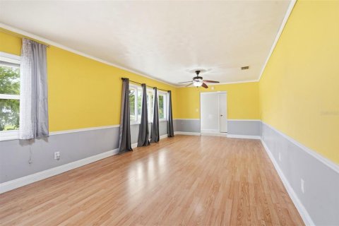 Villa ou maison à vendre à Brandon, Floride: 5 chambres, 206.8 m2 № 2239115 - photo 9