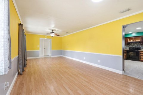 Villa ou maison à vendre à Brandon, Floride: 5 chambres, 206.8 m2 № 2239115 - photo 11