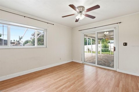 Villa ou maison à vendre à Brandon, Floride: 5 chambres, 206.8 m2 № 2239115 - photo 29