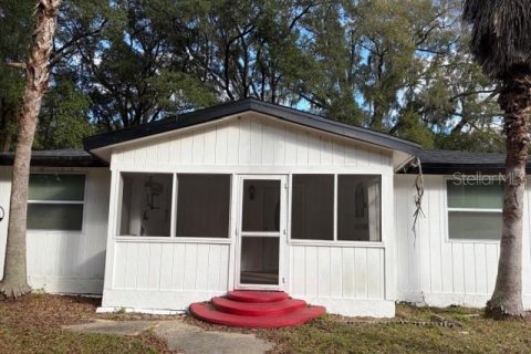 House in Hawthorne, Florida 2 bedrooms, 117.43 sq.m. № 2111493