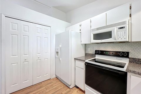 Casa en venta en Sorrento, Florida, 3 dormitorios, 147.44 m2 № 1870994 - foto 18