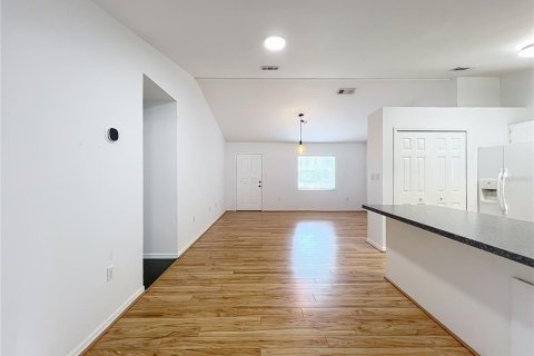Casa en venta en Sorrento, Florida, 3 dormitorios, 147.44 m2 № 1870994 - foto 7