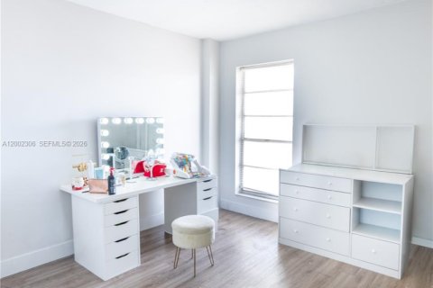 Купить кондоминиум в Майами, Флорида 2 спальни, 89м2, № 2069331 - фото 5