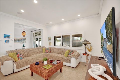 Casa en venta en Miami, Florida, 4 dormitorios, 182.74 m2 № 2029065 - foto 6