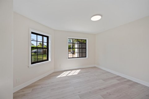 Villa ou maison à louer à Delray Beach, Floride: 3 chambres, 167.69 m2 № 2265748 - photo 17