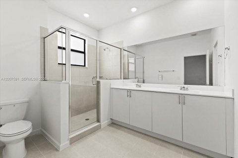 Touwnhouse à vendre à Miami, Floride: 3 chambres, 133.97 m2 № 2078591 - photo 23