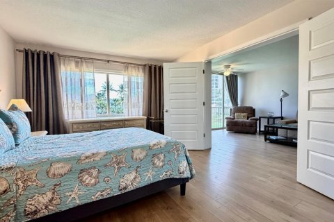 Condo in St. Lucie, Florida, 1 bedroom  № 2172780 - photo 9