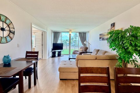 Condo in St. Lucie, Florida, 1 bedroom  № 2172780 - photo 3