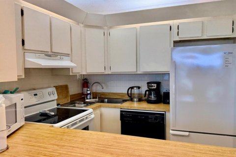 Condo in St. Lucie, Florida, 1 bedroom  № 2172780 - photo 4