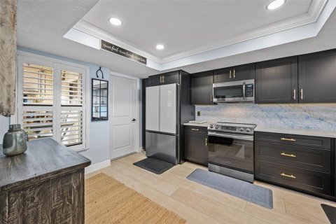 Townhouse in Satellite Beach, Florida 2 bedrooms, 156.91 sq.m. № 1522933 - photo 25