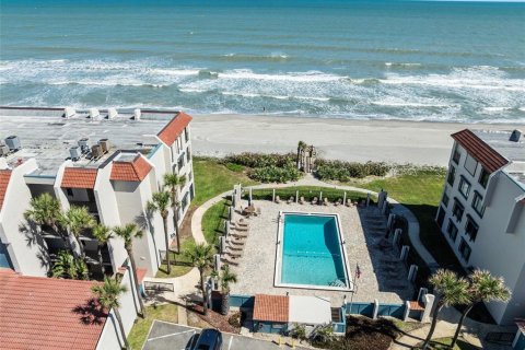 Townhouse in Satellite Beach, Florida 2 bedrooms, 156.91 sq.m. № 1522933 - photo 11