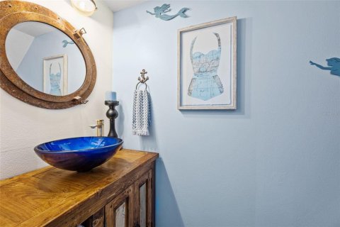 Townhouse in Satellite Beach, Florida 2 bedrooms, 156.91 sq.m. № 1522933 - photo 30