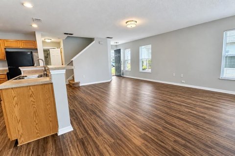 Adosado en venta en Kissimmee, Florida, 3 dormitorios, 164.34 m2 № 2408214 - foto 2