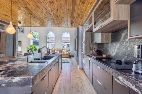 Villa ou maison à vendre à Boca Raton, Floride: 4 chambres, 368.36 m2 № 2187091 - photo 16