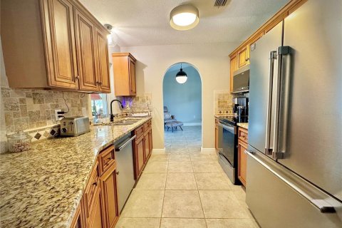 House in Port Charlotte, Florida 3 bedrooms, 151.8 sq.m. № 1916633 - photo 7