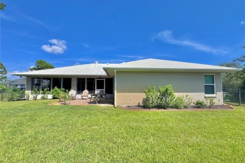 House in Port Charlotte, Florida 3 bedrooms, 151.8 sq.m. № 1916633 - photo 22