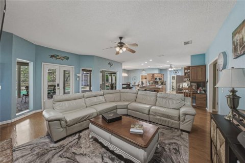 Villa ou maison à vendre à Dade City, Floride: 7 chambres, 549.42 m2 № 2122446 - photo 15
