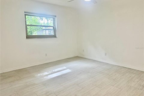 Casa en alquiler en New Port Richey, Florida, 3 dormitorios, 130.62 m2 № 1904100 - foto 17