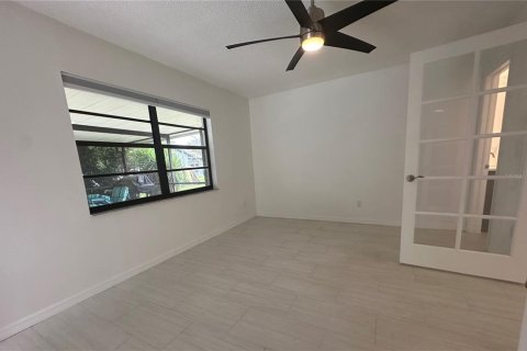 Casa en alquiler en New Port Richey, Florida, 3 dormitorios, 130.62 m2 № 1904100 - foto 7