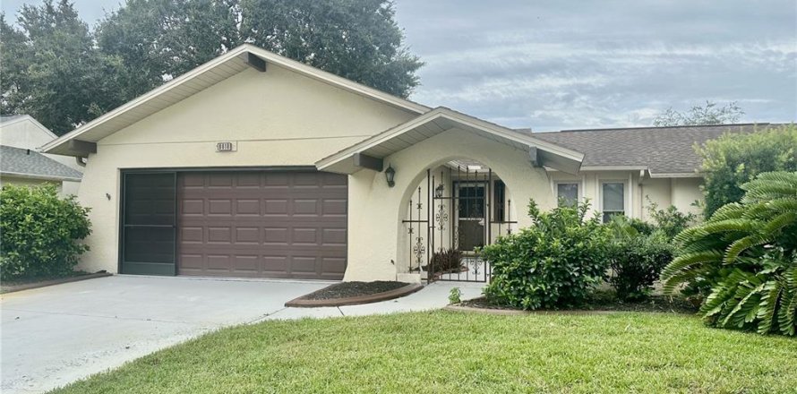 Casa en New Port Richey, Florida 3 dormitorios, 130.62 m2 № 1904100