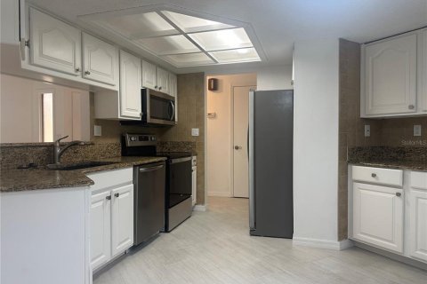 Casa en alquiler en New Port Richey, Florida, 3 dormitorios, 130.62 m2 № 1904100 - foto 3