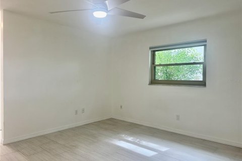 Casa en alquiler en New Port Richey, Florida, 3 dormitorios, 130.62 m2 № 1904100 - foto 18