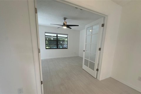 Casa en alquiler en New Port Richey, Florida, 3 dormitorios, 130.62 m2 № 1904100 - foto 6