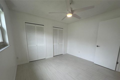 Casa en alquiler en New Port Richey, Florida, 3 dormitorios, 130.62 m2 № 1904100 - foto 12