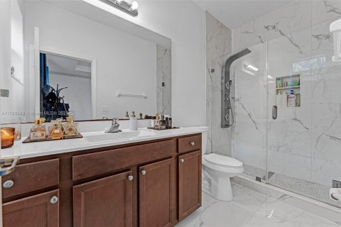 Townhouse in West Palm Beach, Florida 3 bedrooms, 153.75 sq.m. № 1695590 - photo 20