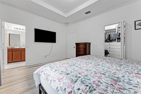 Townhouse in West Palm Beach, Florida 3 bedrooms, 153.75 sq.m. № 1695590 - photo 17