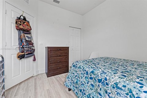 Townhouse in West Palm Beach, Florida 3 bedrooms, 153.75 sq.m. № 1695590 - photo 23