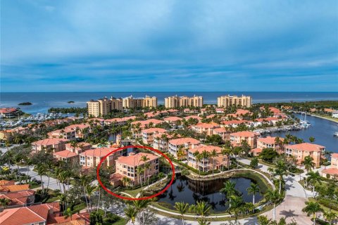 Condo in Punta Gorda, Florida, 3 bedrooms  № 1531764 - photo 1