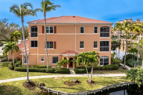 Condo in Punta Gorda, Florida, 3 bedrooms  № 1531764 - photo 3