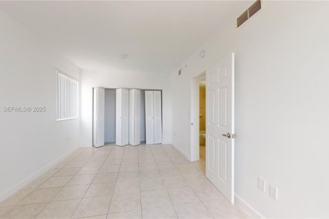 Copropriété à louer à Miami, Floride: 1 chambre, 67.17 m2 № 1986762 - photo 10