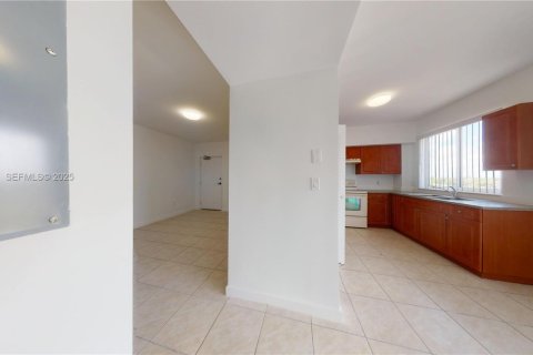 Condo à Miami, Floride, 1 chambre  № 1986762