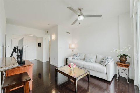 Copropriété à vendre à Miami, Floride: 2 chambres, 106.09 m2 № 1964391 - photo 2