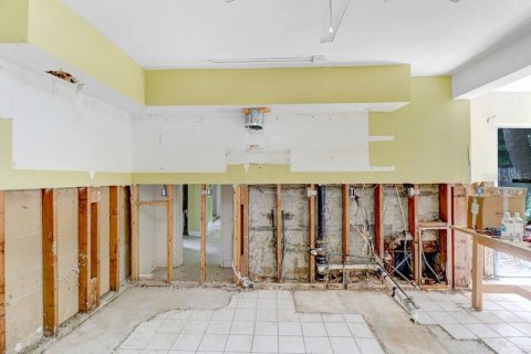 Купить виллу или дом в Индиан-Рокс-Бич, Флорида 3 комнаты, 110.18м2, № 2396430 - фото 26