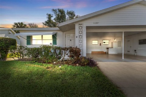 Copropriété à vendre à Bradenton, Floride: 2 chambres, 84.36 m2 № 1631957 - photo 2