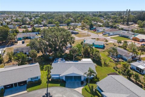 Copropriété à vendre à Bradenton, Floride: 2 chambres, 84.36 m2 № 1631957 - photo 24
