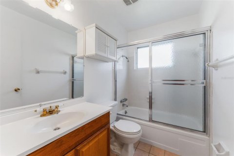 Copropriété à vendre à Bradenton, Floride: 2 chambres, 84.36 m2 № 1631957 - photo 15