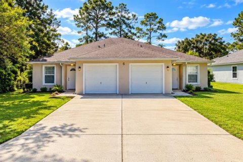 Commercial property in Palm Coast, Florida 6 bedrooms, 214.33 sq.m. № 2396888