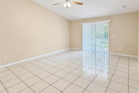Commercial property in Palm Coast, Florida 6 bedrooms, 214.33 sq.m. № 2396888 - photo 30
