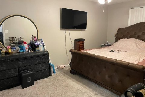 Condo in Temple Terrace, Florida, 2 bedrooms  № 910762 - photo 14