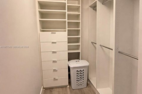 Adosado en alquiler en Doral, Florida, 4 dormitorios, 200.95 m2 № 2042499 - foto 10