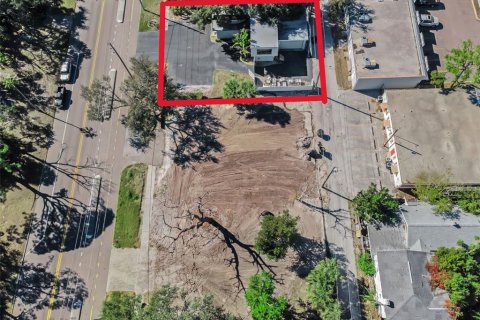 Commercial property in Saint Petersburg, Florida 169.55 sq.m. № 2290563 - photo 4