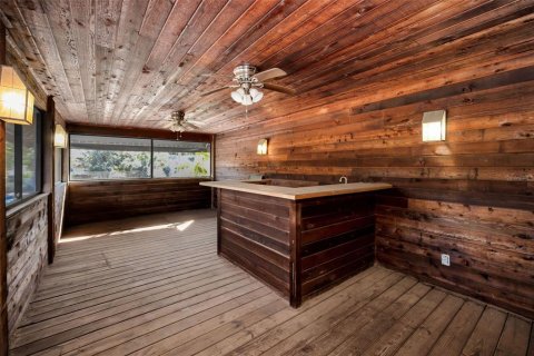 Commercial property in Saint Petersburg, Florida 169.55 sq.m. № 2290563 - photo 22