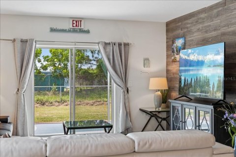 Casa en venta en Saint Lucie, Florida, 4 dormitorios, 174.1 m2 № 1724512 - foto 17