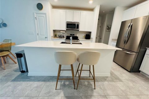 Casa en alquiler en Kissimmee, Florida, 3 dormitorios, 134.15 m2 № 1908587 - foto 13